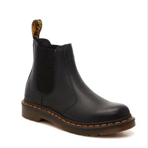 Dr. Martens 2976 Chelsea Boot Women's size 8